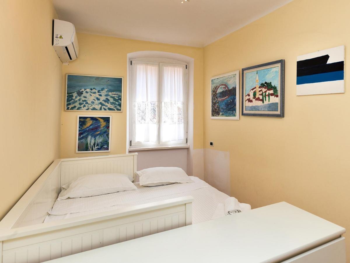 Ferri Fi 2Bdr Apartment By Irundo Ровінь Екстер'єр фото